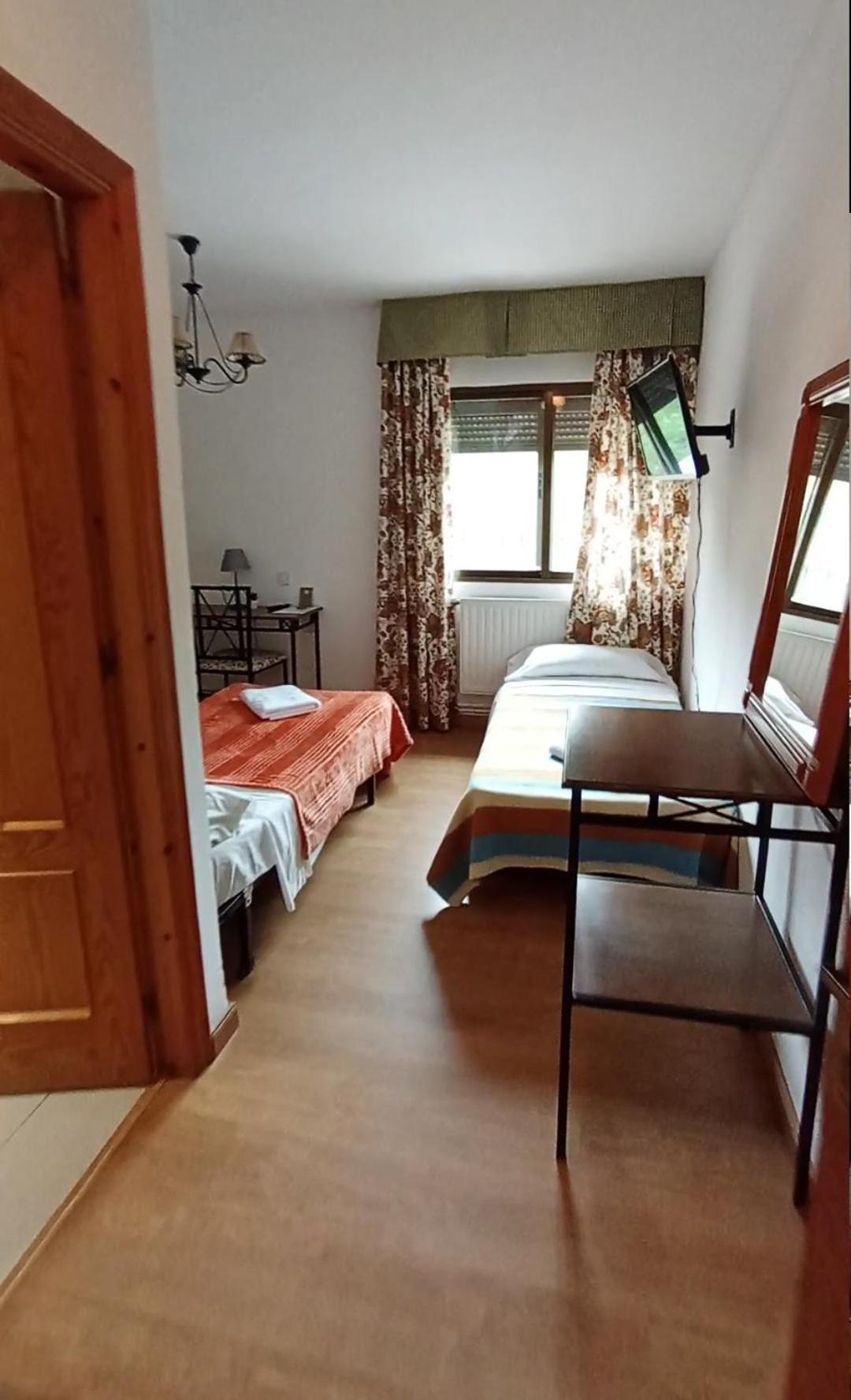 Hostal Rural Alto Tajo Poveda Poveda de la Sierra Екстериор снимка